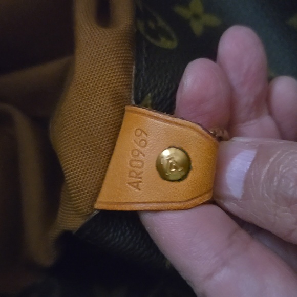 Louis Vuitton Cabas Alto Tote XL Monogram Vintage - Picture 15 of 16